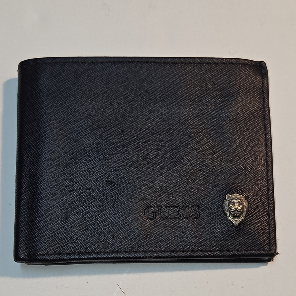 GUESS Black Vinyl Wallet Bifold ID Window Card Holder